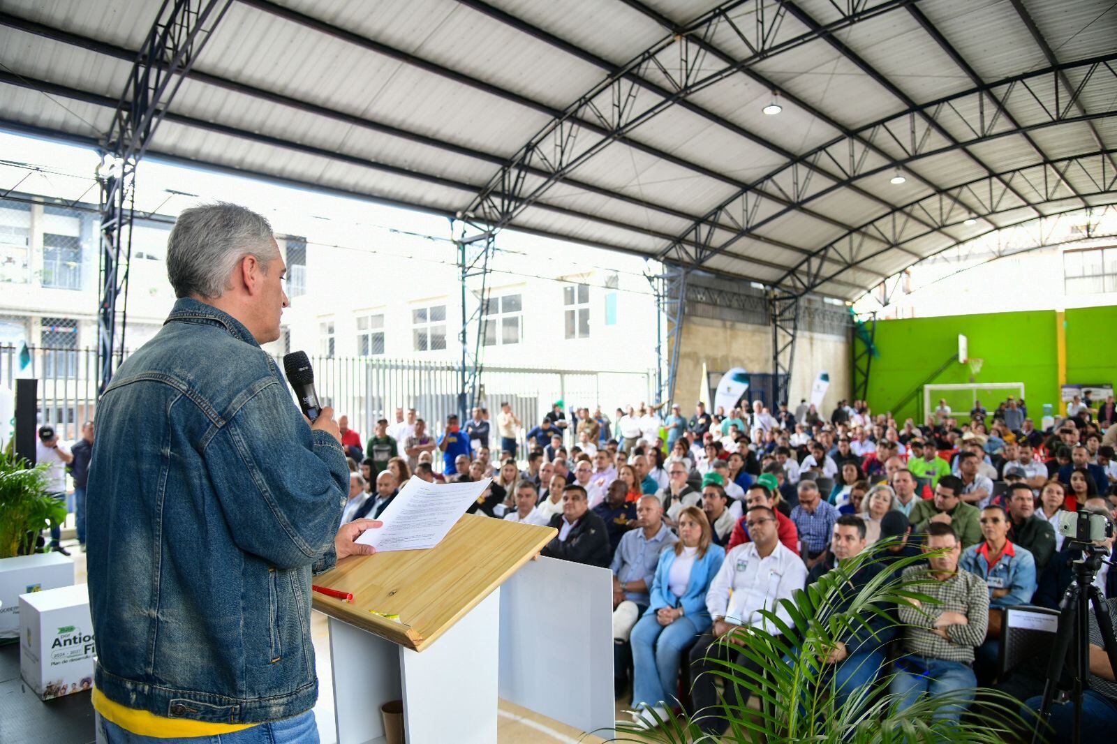 Andrés Julián Rendón, gobernador de Antioquia- foto gobernación