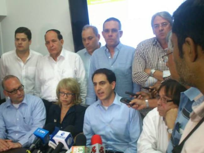 Reunión ministros de Minas y Ernergia, ministra de Comercio, parlamentarios y empresarios en Barranquilla