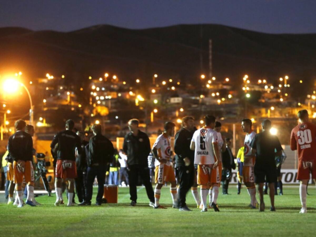 Tenemos que jugarnos la vida ante Santa Fe: Victor Sarabia