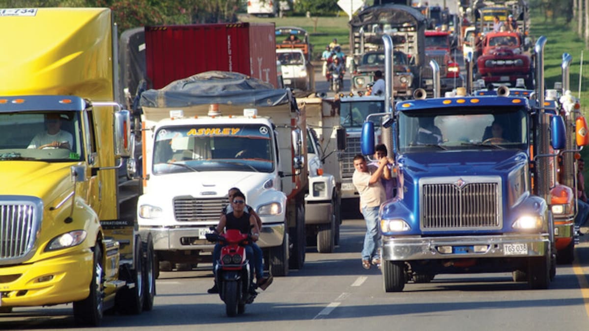Gremio camionero en Colombia advierte que está dispuesto a un nuevo paro nacional
