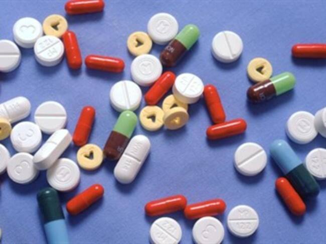 Gobierno busca formulas para bajar los precios de los medicamentos