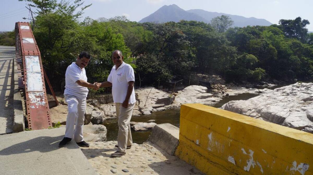 Recorrido de Caracol Radio por las zonas que aguantan sed. Fotos de Luis Enrique Rodríguez