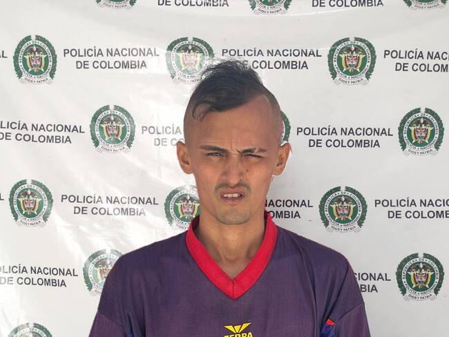 Yesid Fernando "Piolín", a quien le figura antecedentes por los delitos de Tráfico de Estupefacientes y Violencia Intrafamiliar