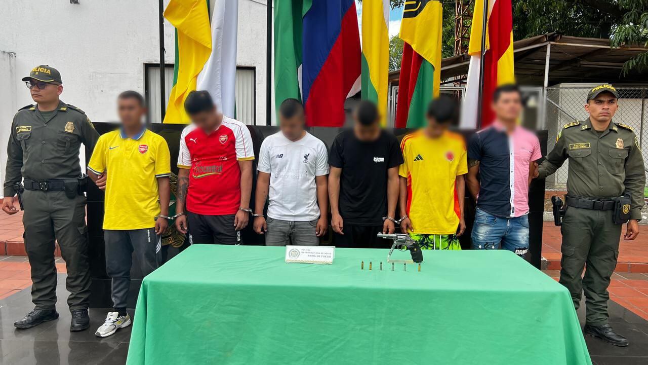 4 de ellos presentaban antecedentes por los delitos hurto,estafa y lesiones personales. Foto Policía Neiva