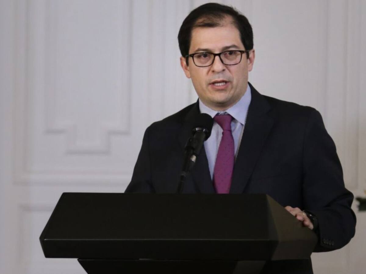 No rotundo del Fiscal para enviar comisión a Venezuela