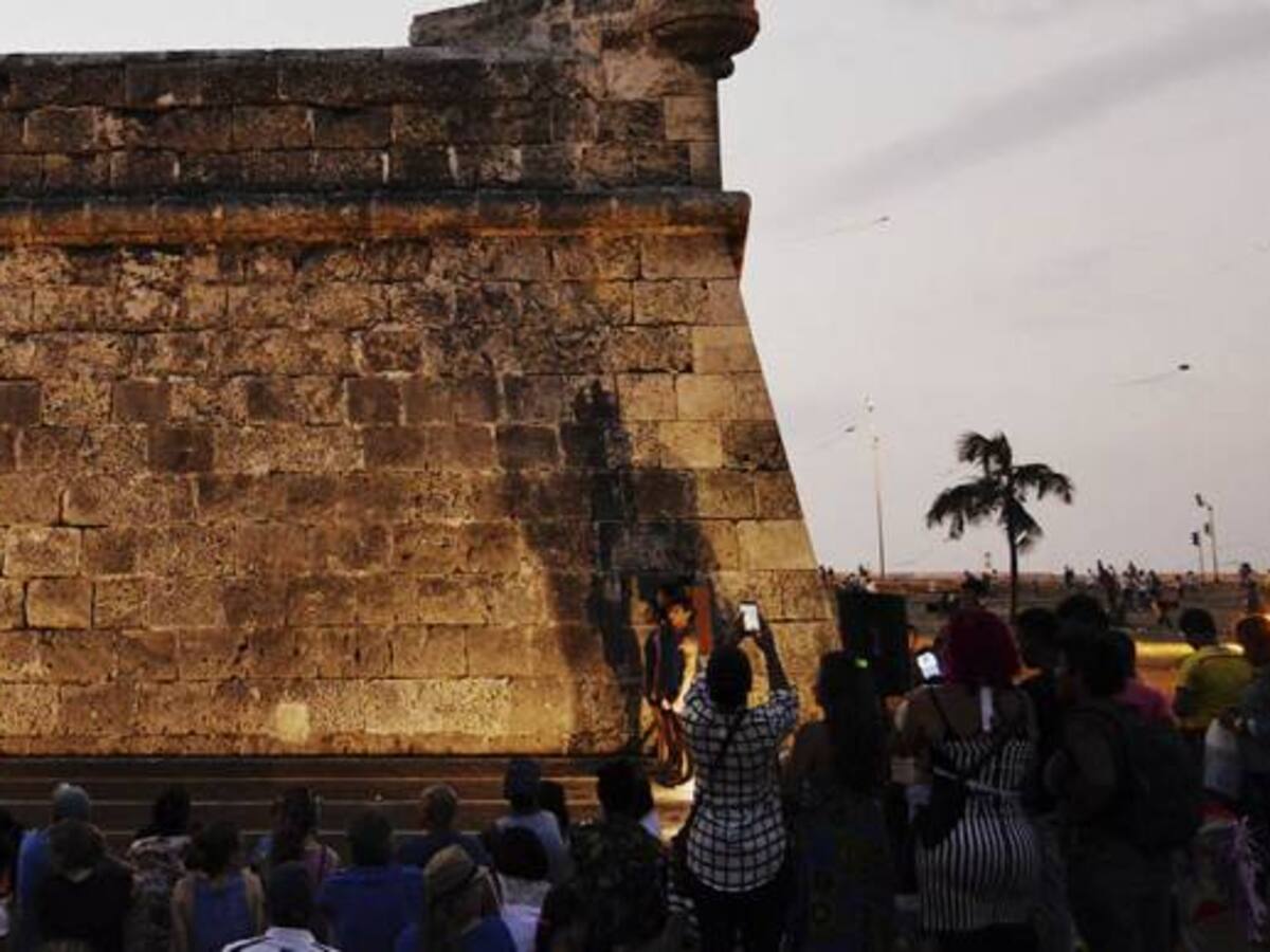 Mes del Patrimonio se celebra con Corredor Cultural en murallas de Cartagena