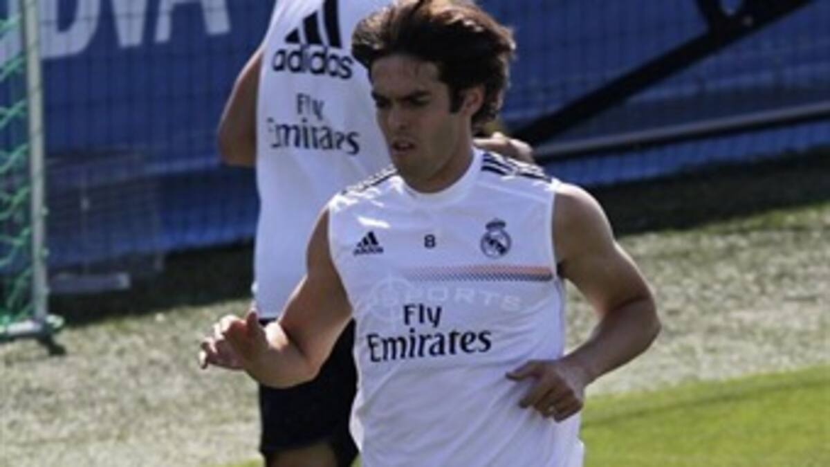 Kaká ya es jugador de Milán