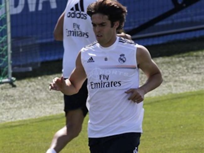 Kaká ya es jugador de Milán
