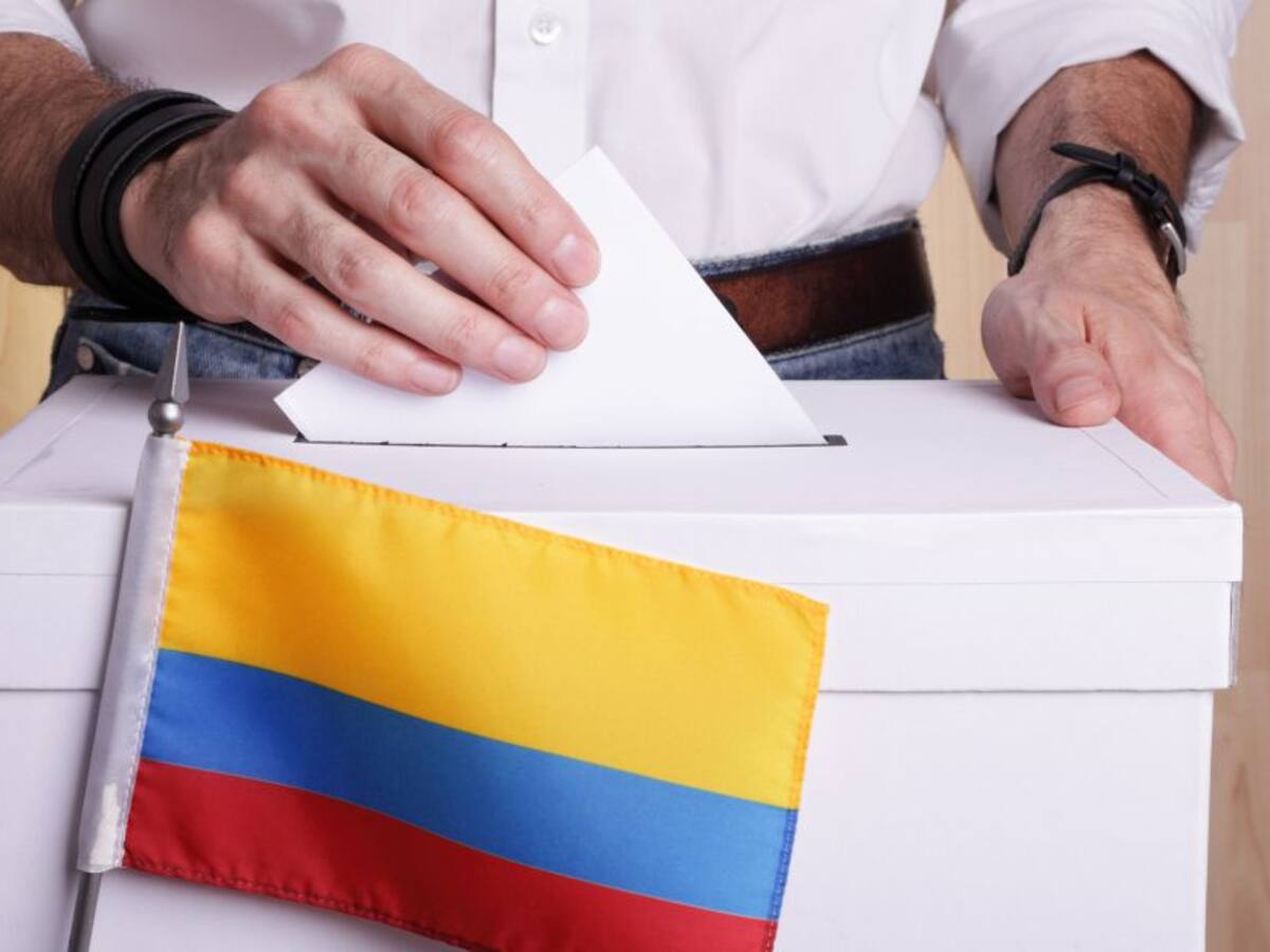 La encuesta de la derecha, el 14 % decidirá su voto cuando esté en las urna