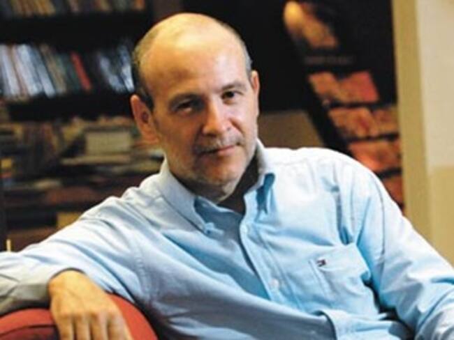 No me voy retractar de denuncias por 'carrusel de la contratación': Carlos Vicente De Roux