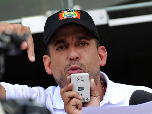 Luis Fernando Camacho. Photo by JORGE BERNAL/AFP via Getty Images.