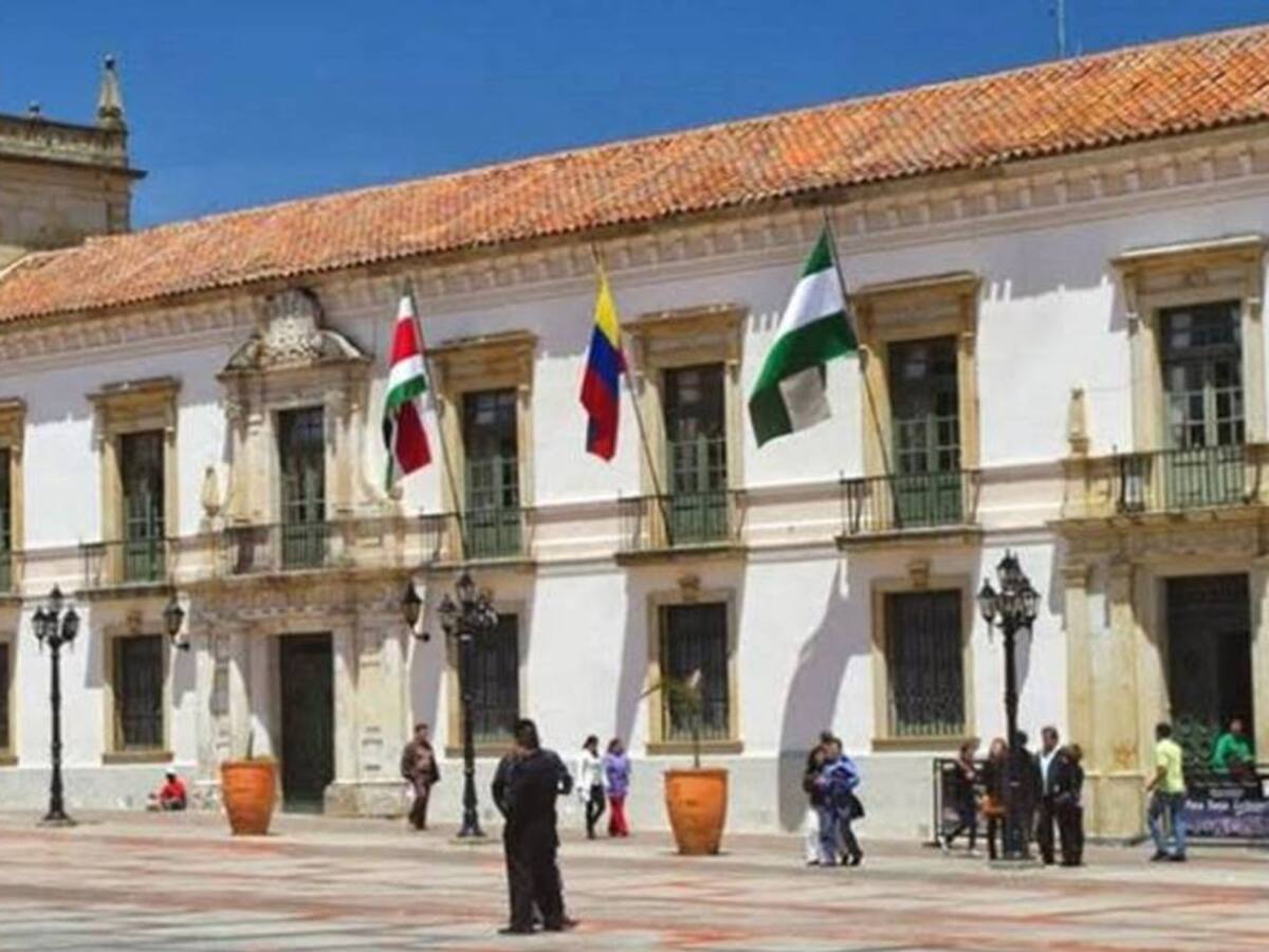 En El Personaje de la Semana en qué va el empréstito en Boyacá y las obras del FFIE
