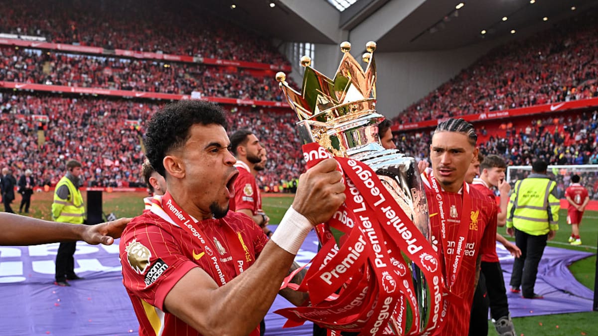 Luis Díaz, entre los 100 mejores jugadores en la historia del Liverpool