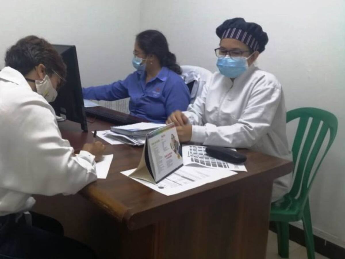 "Urge culminar los hospitales públicos", Personera de Cartagena