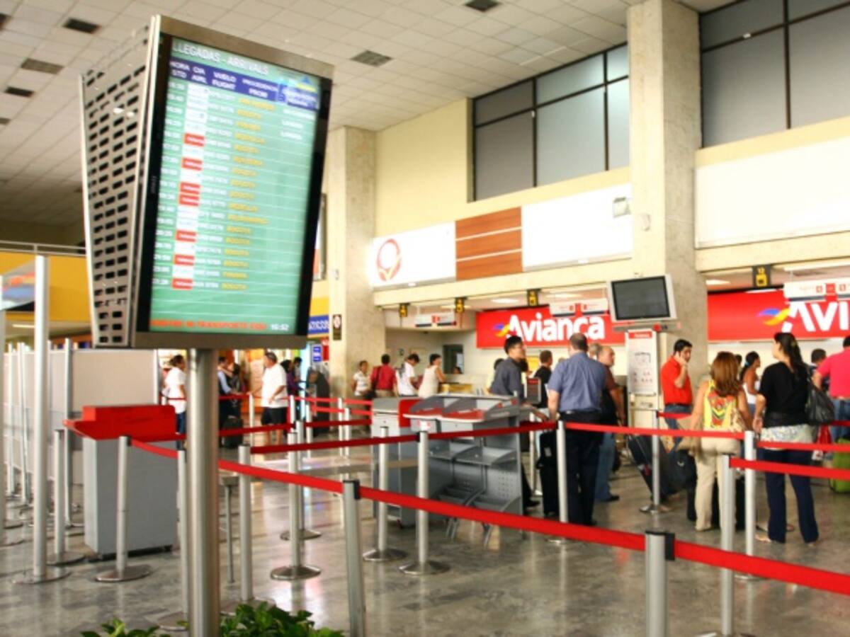 Avianca restablece operaciones aéreas en sus vuelos a Florida luego del huracán Matthew