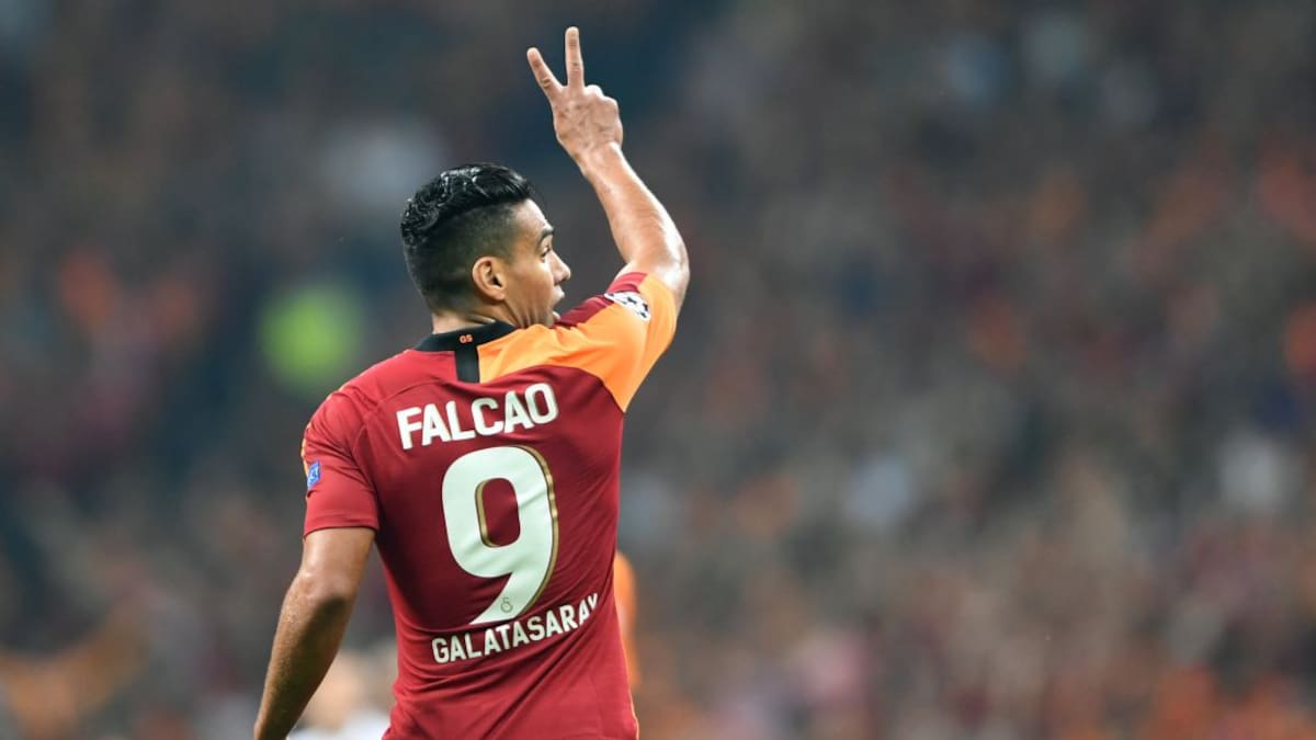 ¡Una locura llamada Falcao! Subastan su camiseta por €5.000 euros