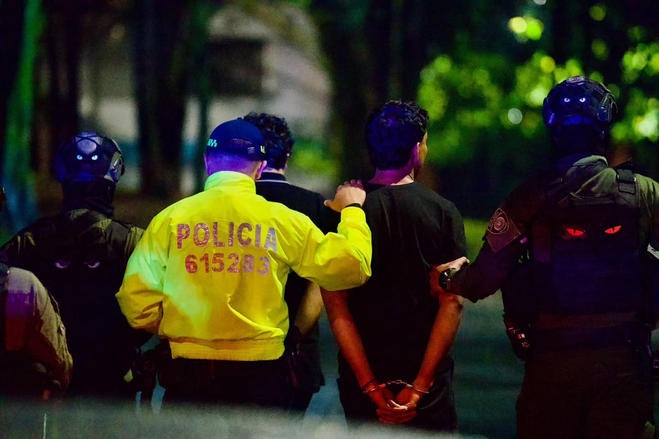 Tras balance oficial de megaoperativo en Medellín, aumentan capturas y deportan a 98 extranjeros