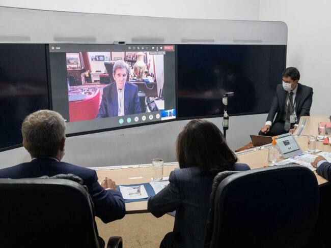 Presidente Duque y John Kerry hablaron sobre protección del medio ambiente.