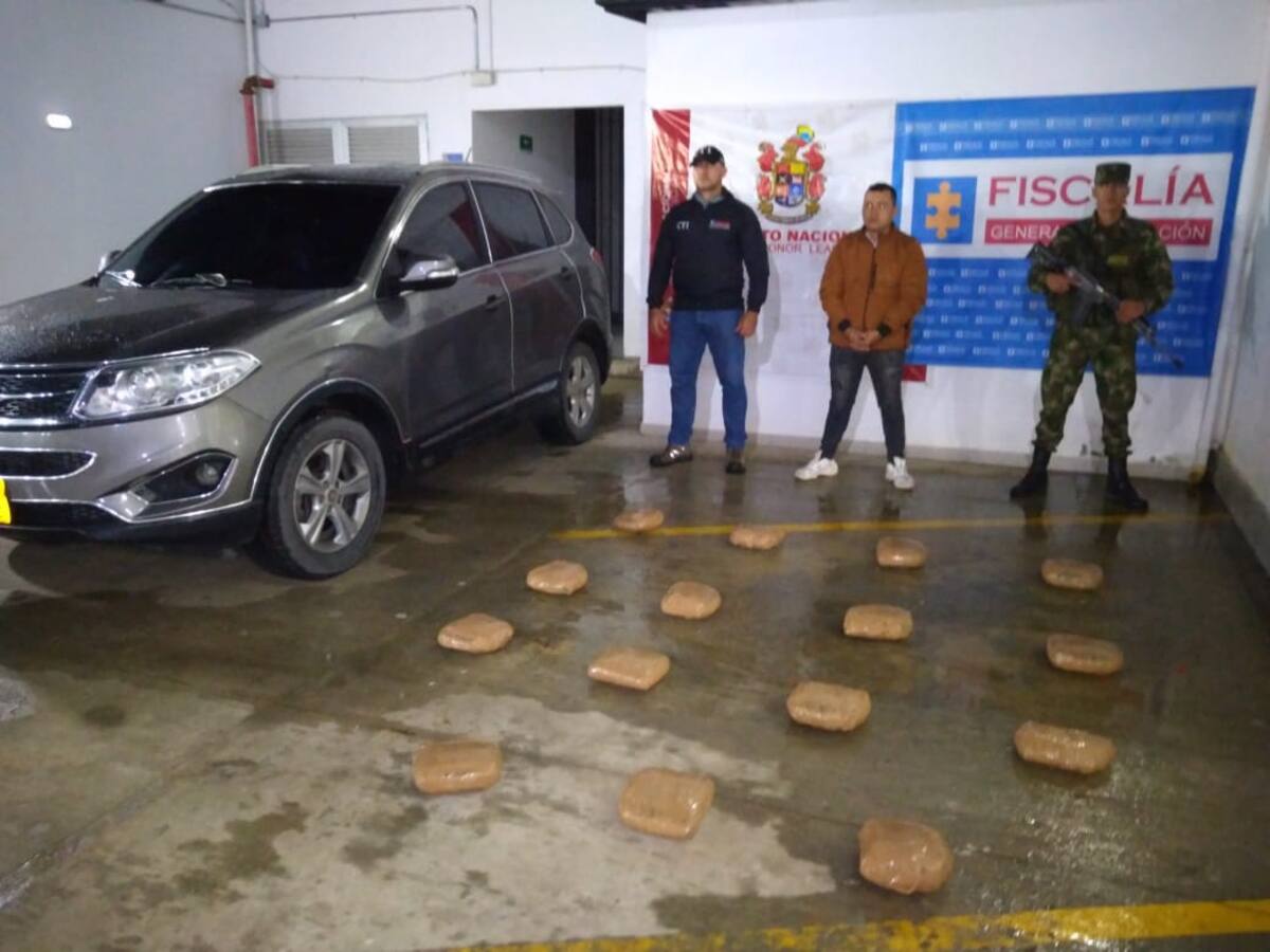Capturados dos hombres que se movilizaban con pasta base de coca en el Huila