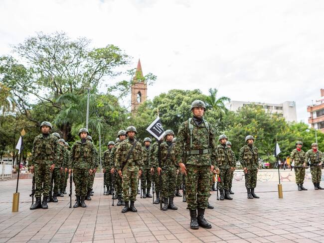 En el marco del evento, un personal de suboficiales recibieron la condecoración Antonio Nariño y la medalla Tiempo de Servicios, un reconocimiento a sus capacidades diferenciales para lograr el cumplimiento de la misión.