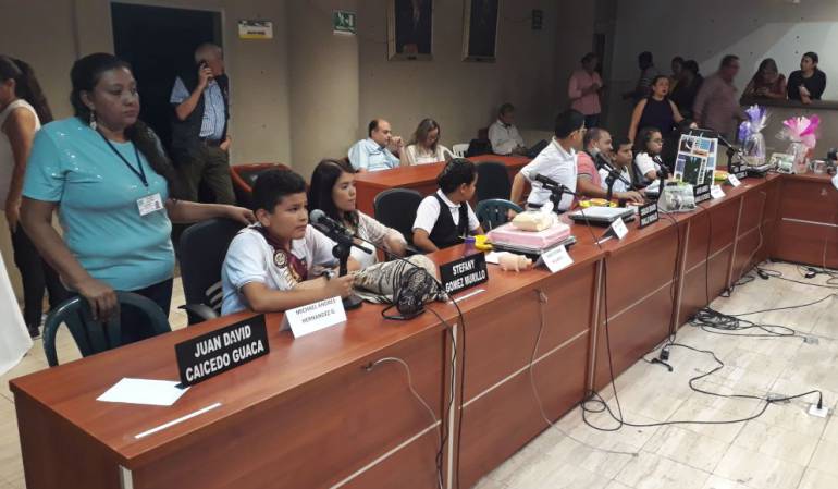 Día del concejalito en el concejo de Armenia con niños de los colegios de la capital del Quindío