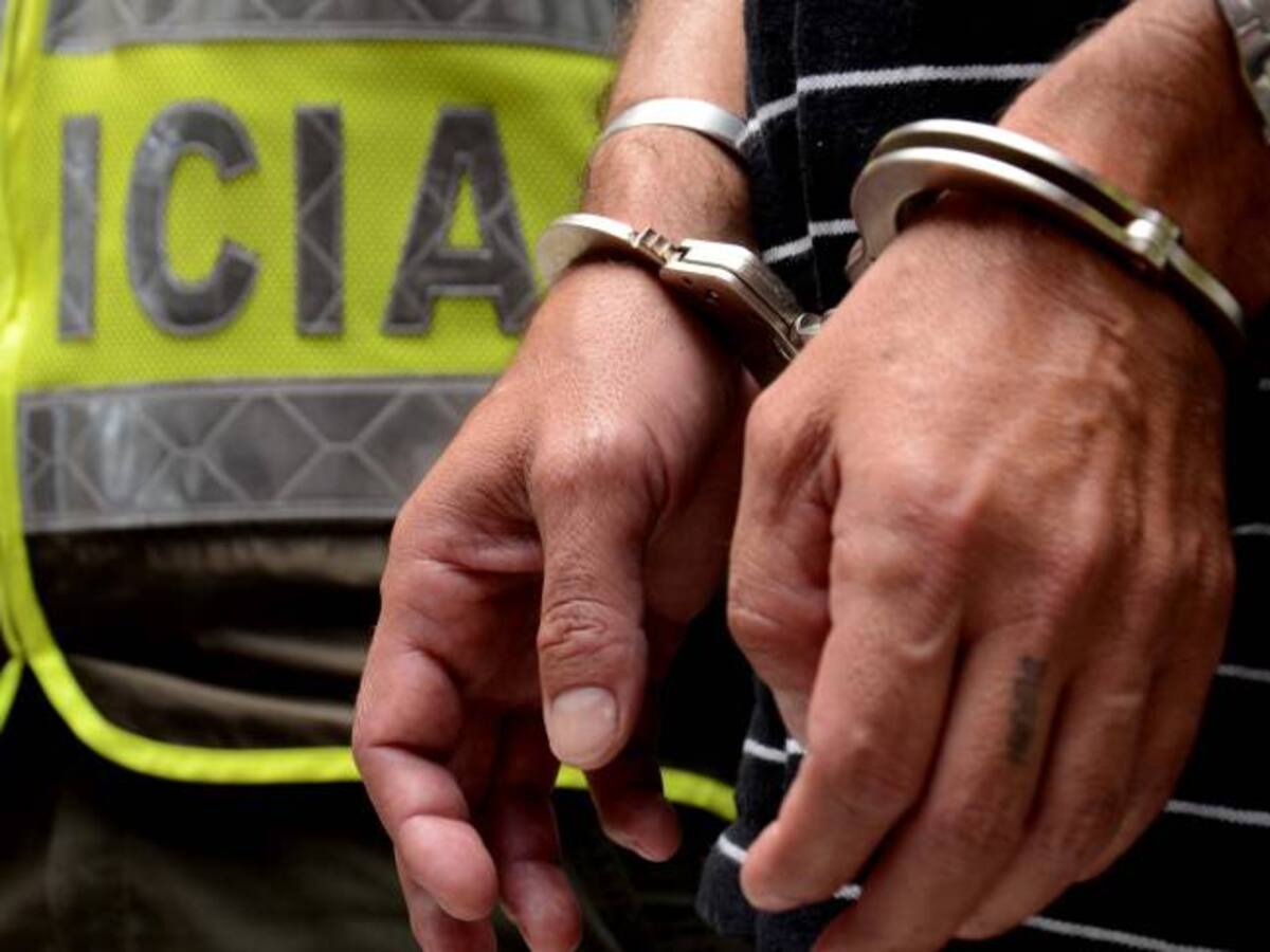Imputan cargos a hombre que habría atentado contra vecino