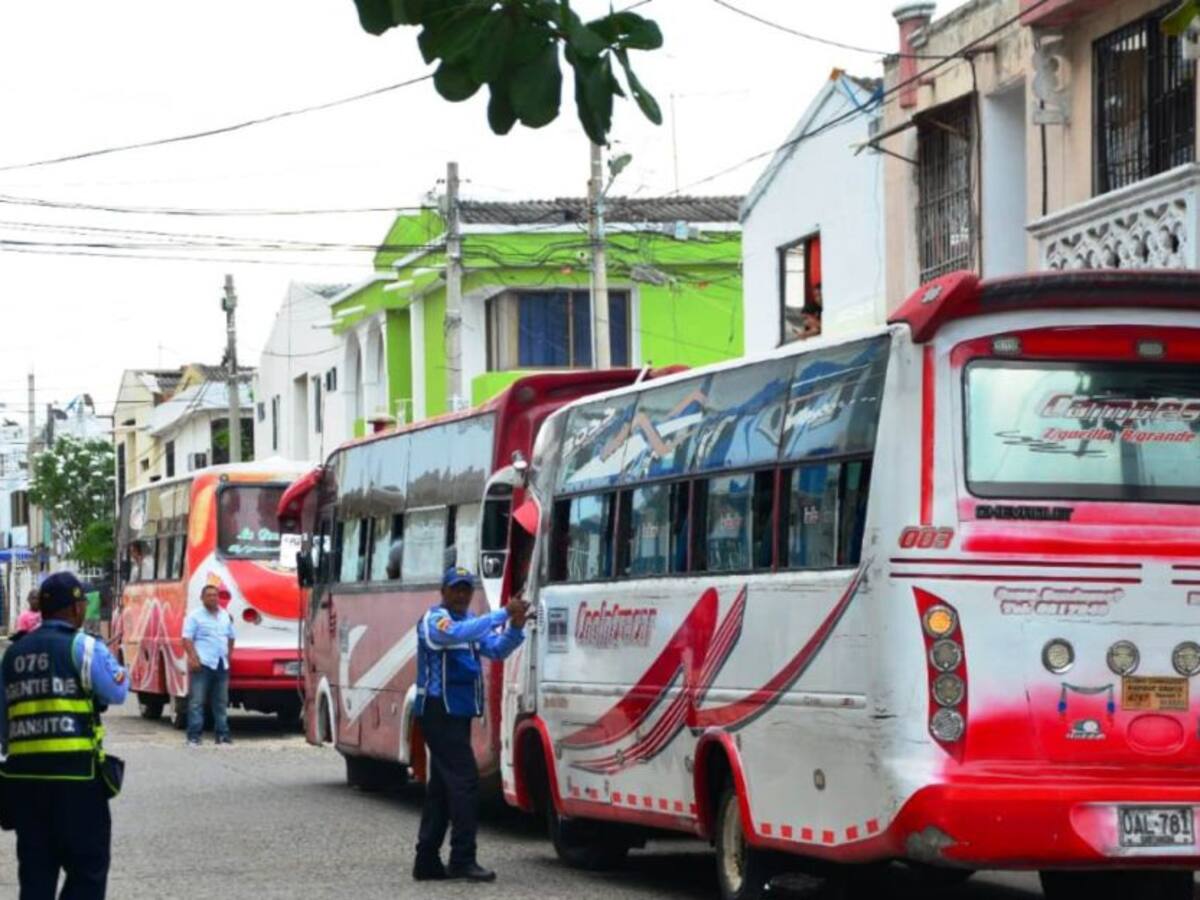 129 comparendos en una semana por exceso de ruido en busetas de Cartagena