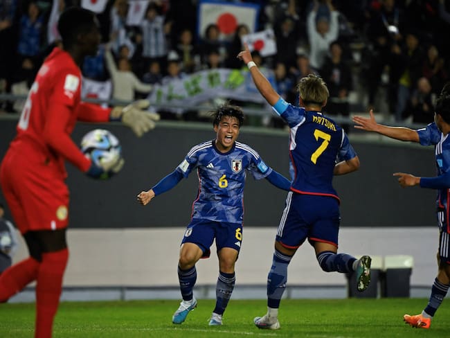 Matsuki celebra el gol de la victoria de Japón ante Senegal. (Photo by LUIS ROBAYO/AFP via Getty Images)
