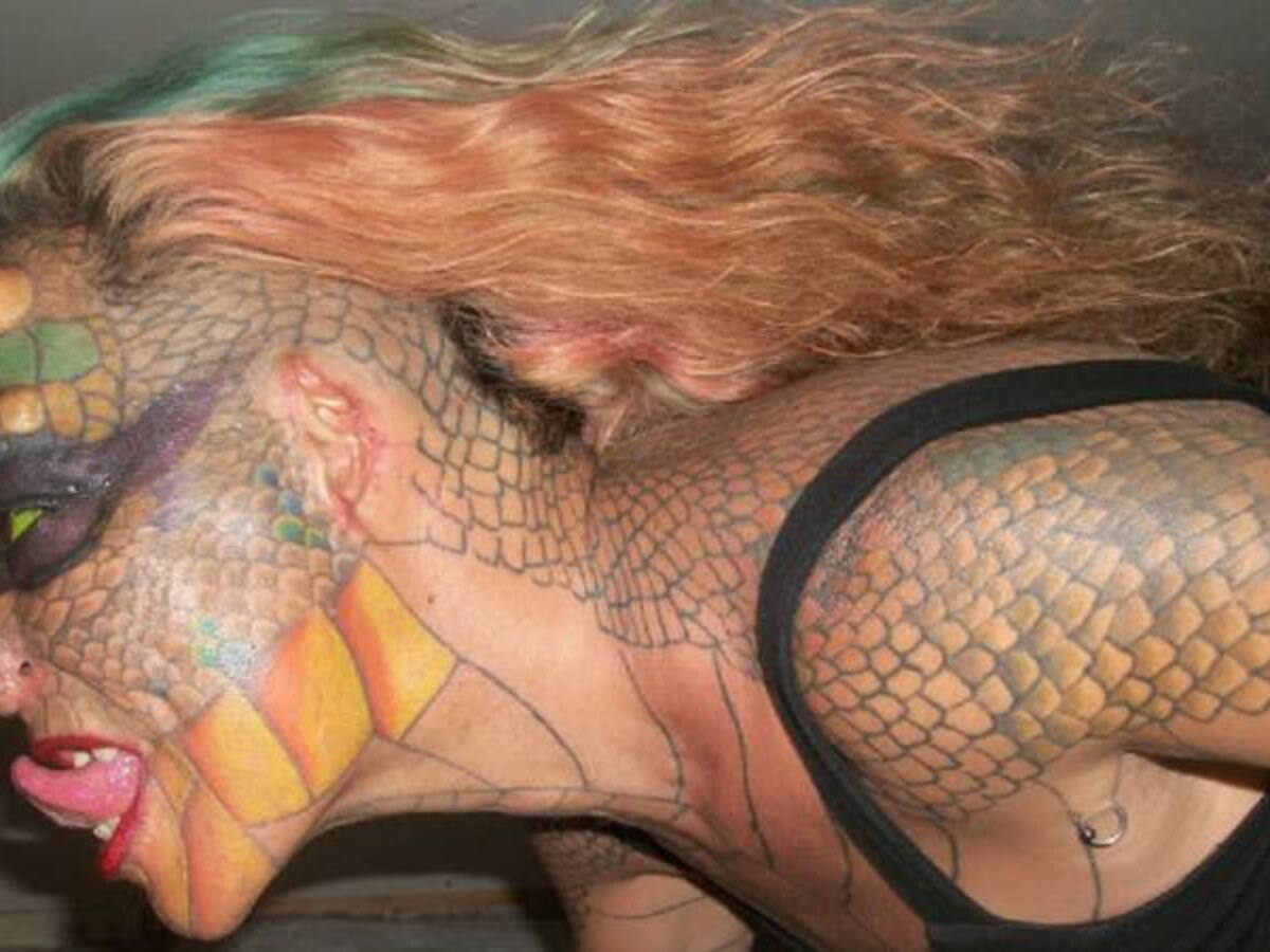 La historia del exbanquero mexicano que se convirtió en la 'Dama Dragón'