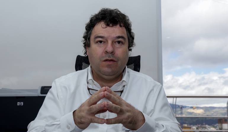 Carlos Negret, defensor del Pueblo.