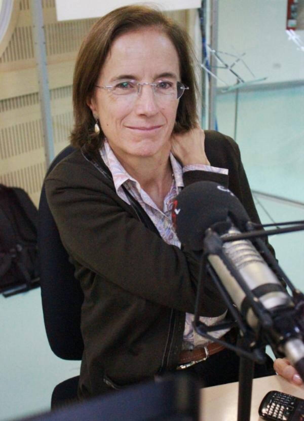 Salud Hernández-Mora