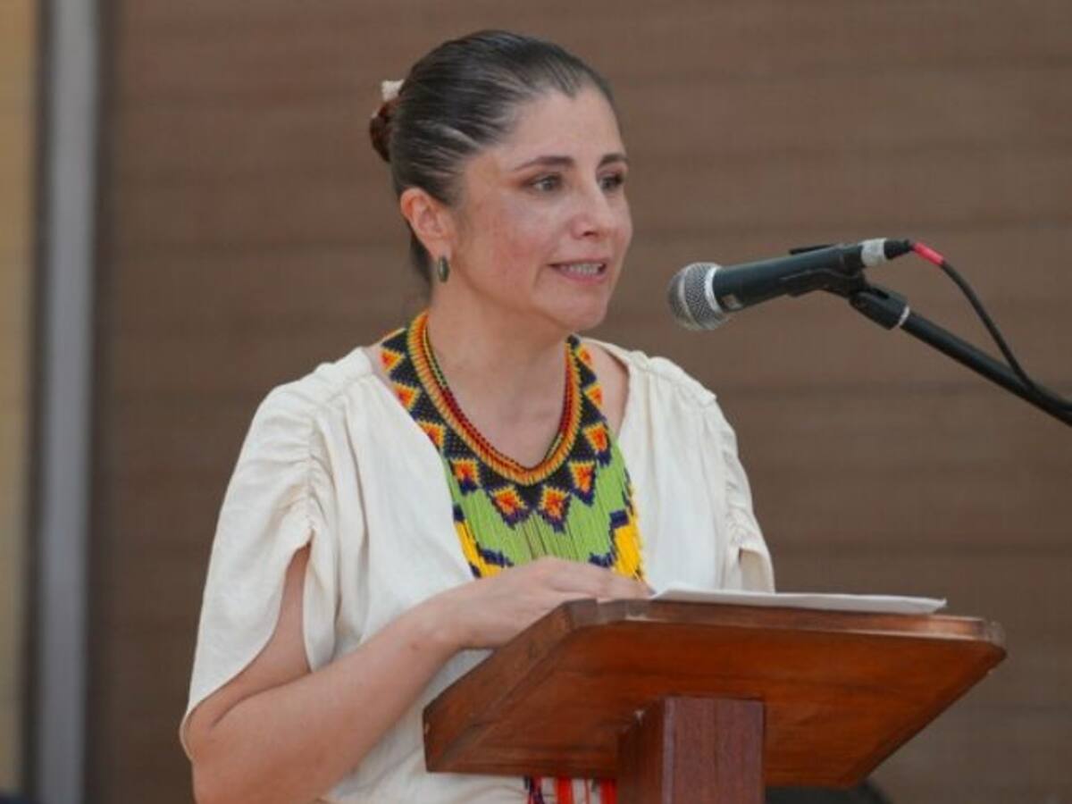 Crisis de medicamentos empeoraría si los actores del sistema de salud no se ponen de acuerdo: Marín