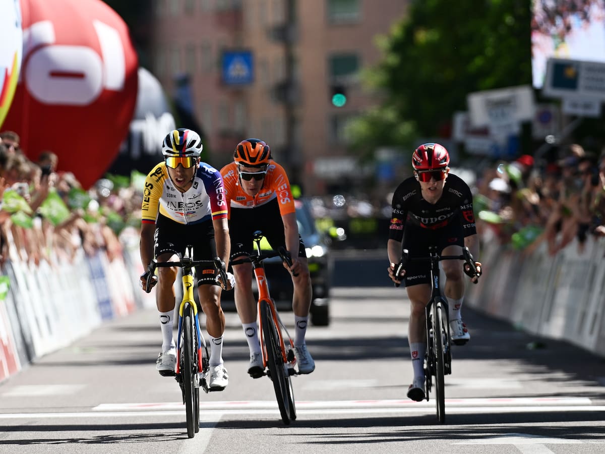 Egan Bernal cerró una gran semana en el Tour de Los Alpes: Terminó segundo en la general