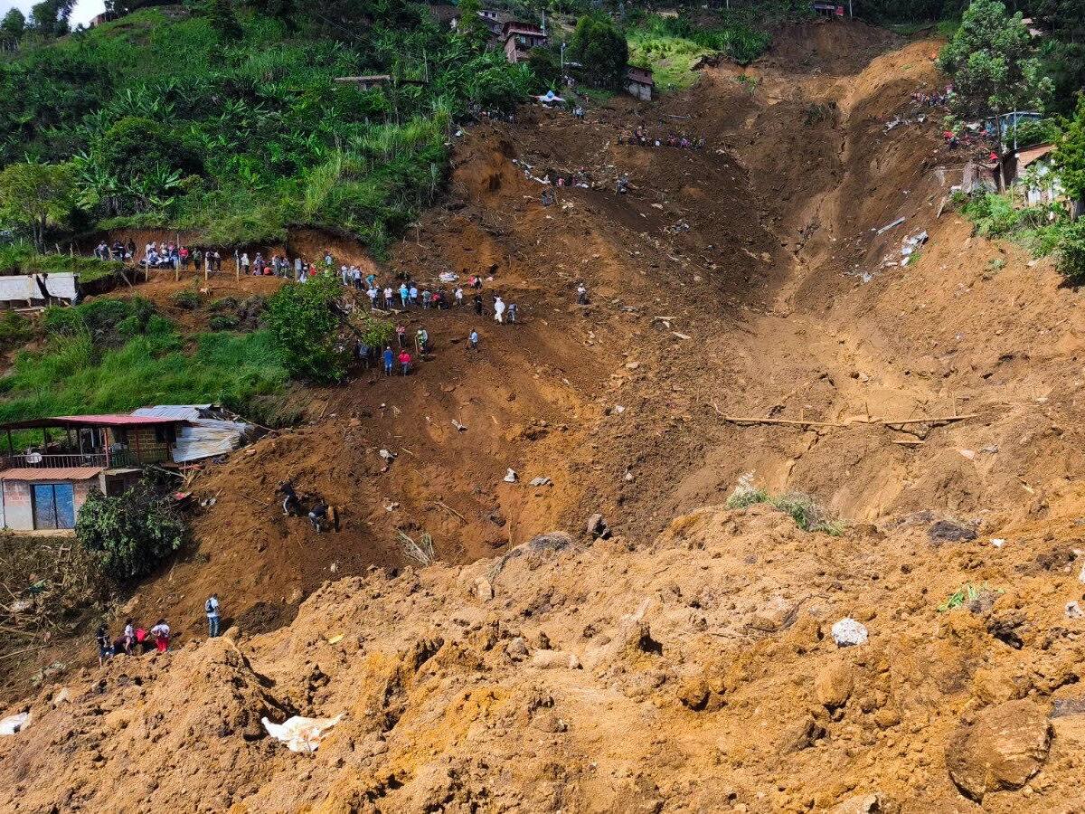 Mesa de DD.HH. emite alerta y denuncia desatención a víctimas de deslizamiento en Granizal