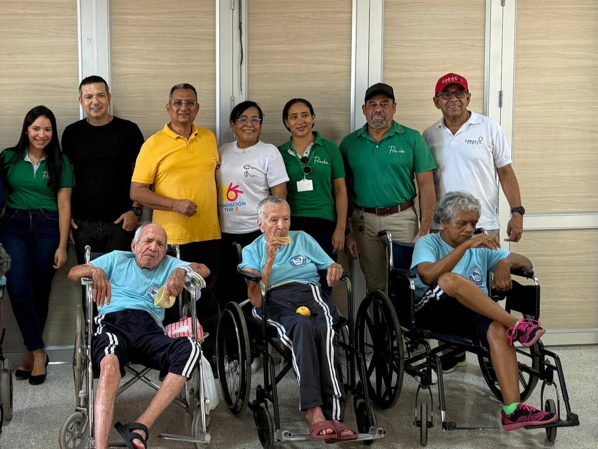 Jornada social por adultos mayores en Salgar