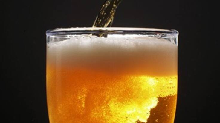 La cerveza hidrata tan bien como el agua, después del ejercicio: Estudio
