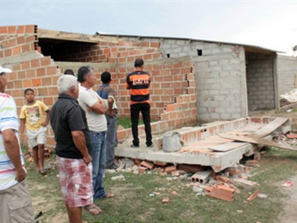 Alcalde de Bello dice que Minvivienda está mal informado sobre las casas sin entregar