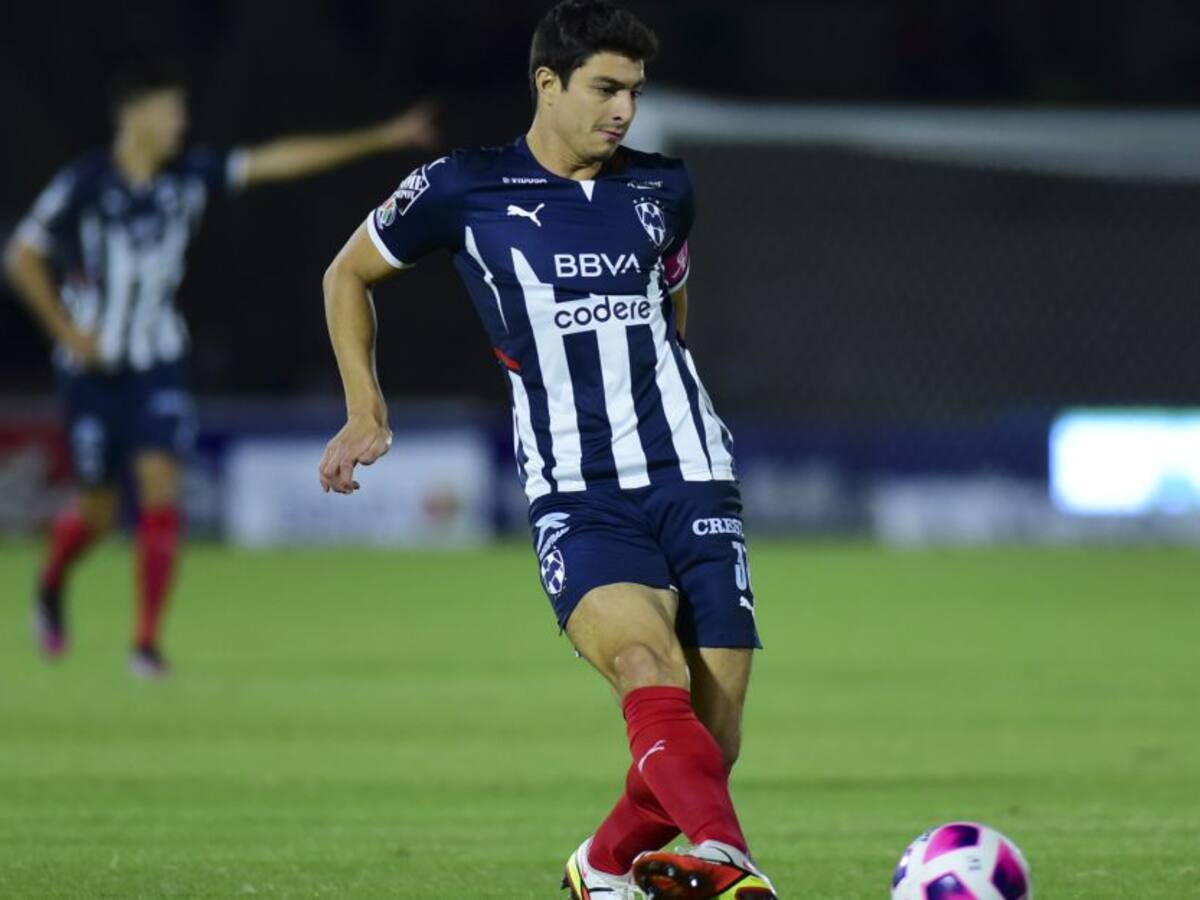 Alarma en Selección: Stefan Medina salió lesionado en México