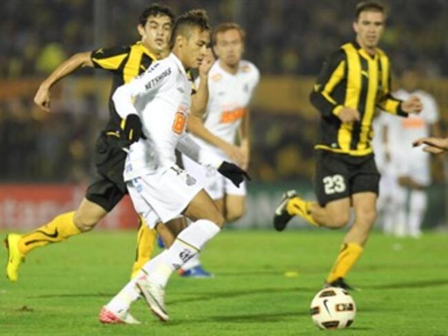 Santos de Brasil venció 2-1 a Peñarol y se coronó campeón de la Copa Libertadores