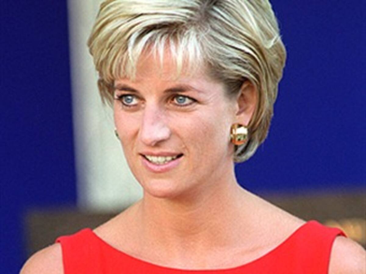 Policía británica descarta implicación militar en muerte de Lady Di