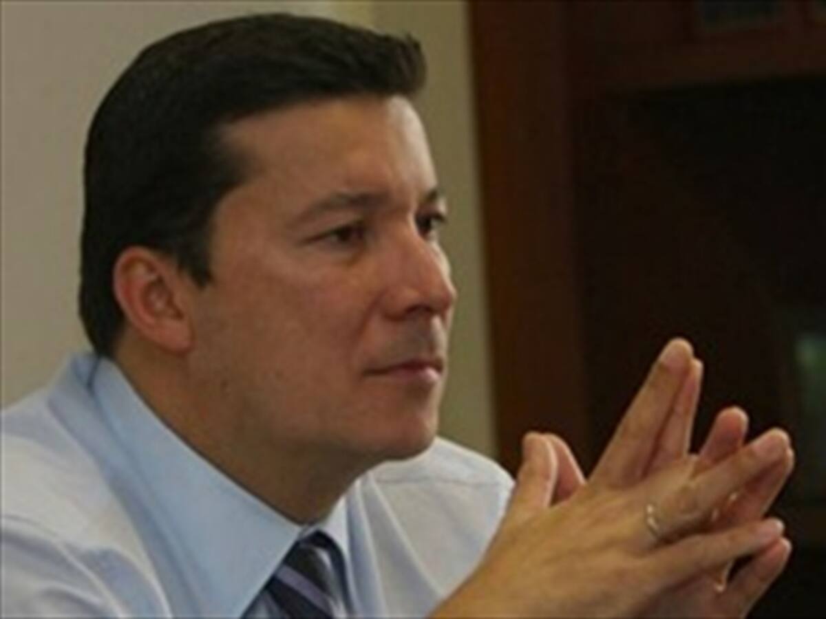 Congreso debe comenzar ya su agenda para la paz: congresistas