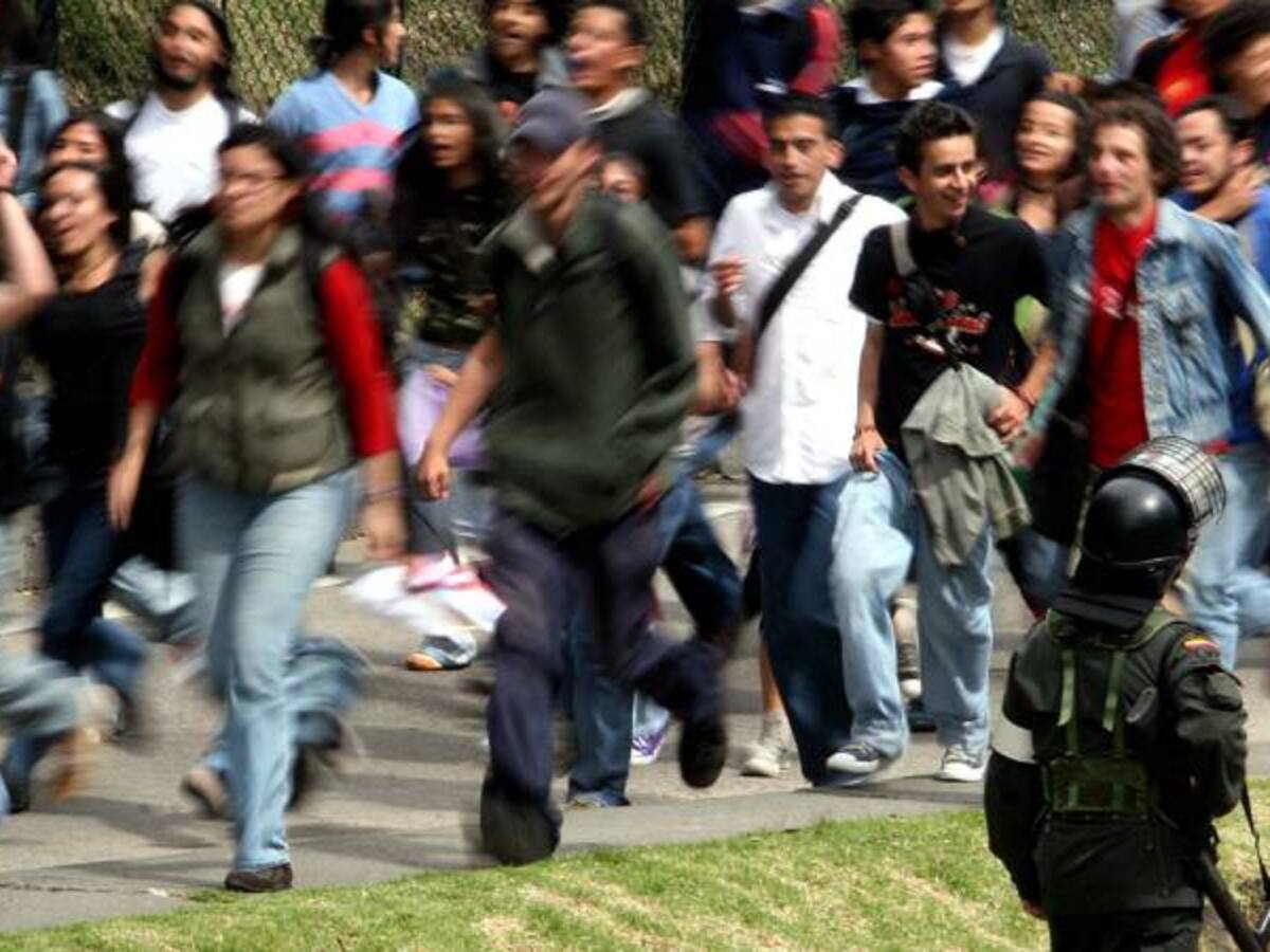 Cerrada la Avenida Circunvalar por manifestaciones de la Universidad Distrital