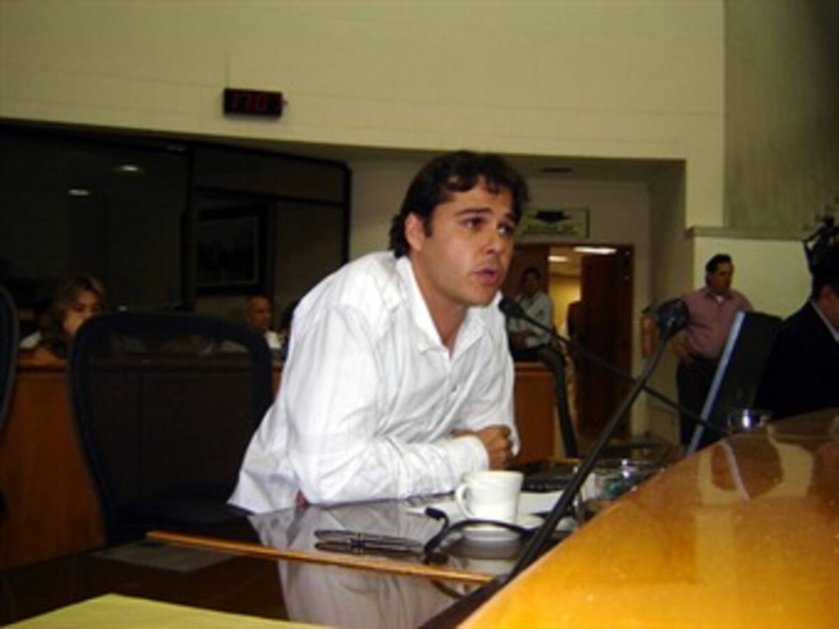Gobierno de Antioquia celebra acuerdos mineros