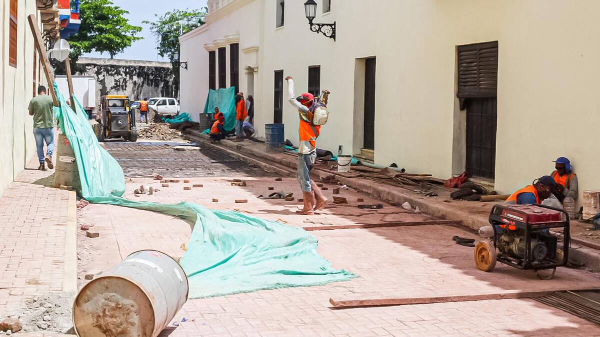 Conozca cómo van las obras de pavimentación en el centro de Cartagena