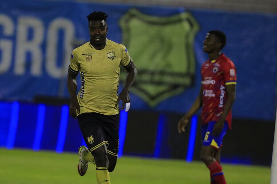 Marco Pérez, delantero de Águilas Doradas / Colprensa