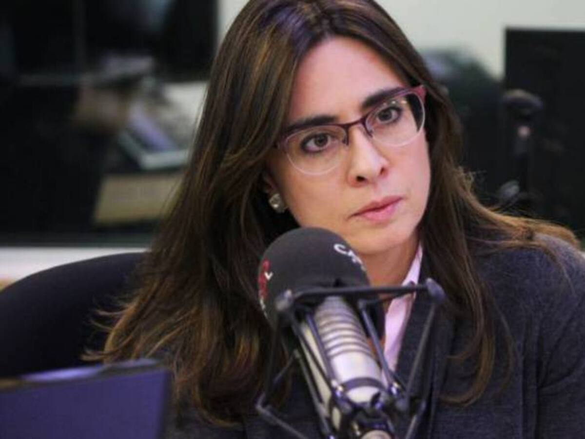 Los primeros responsables son los líderes políticos: Catalina Botero