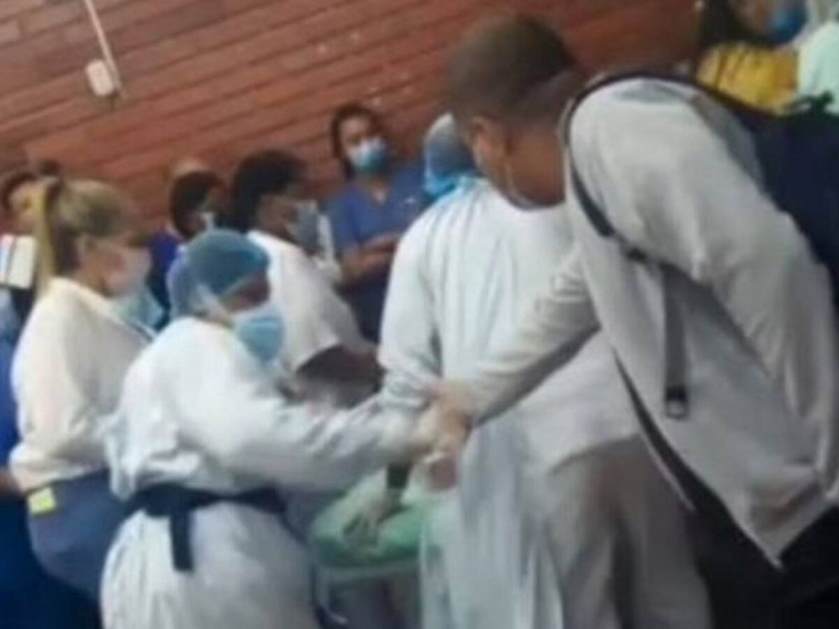 Ascensor de hospital samario se desploma: seis heridos