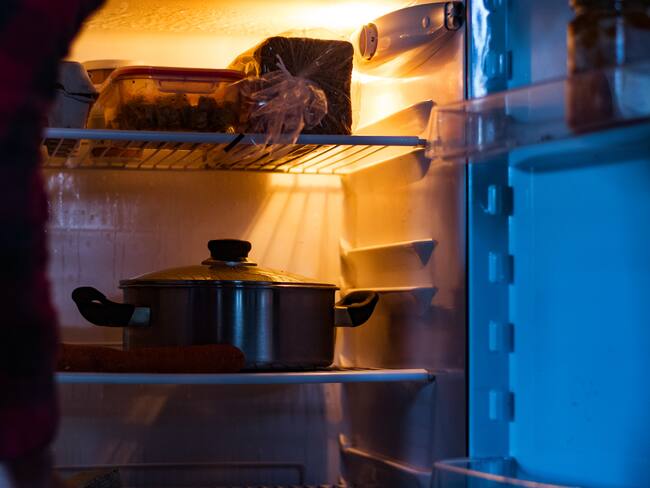 ¿Es malo guardar ollas con comida en la nevera? - Getty Images