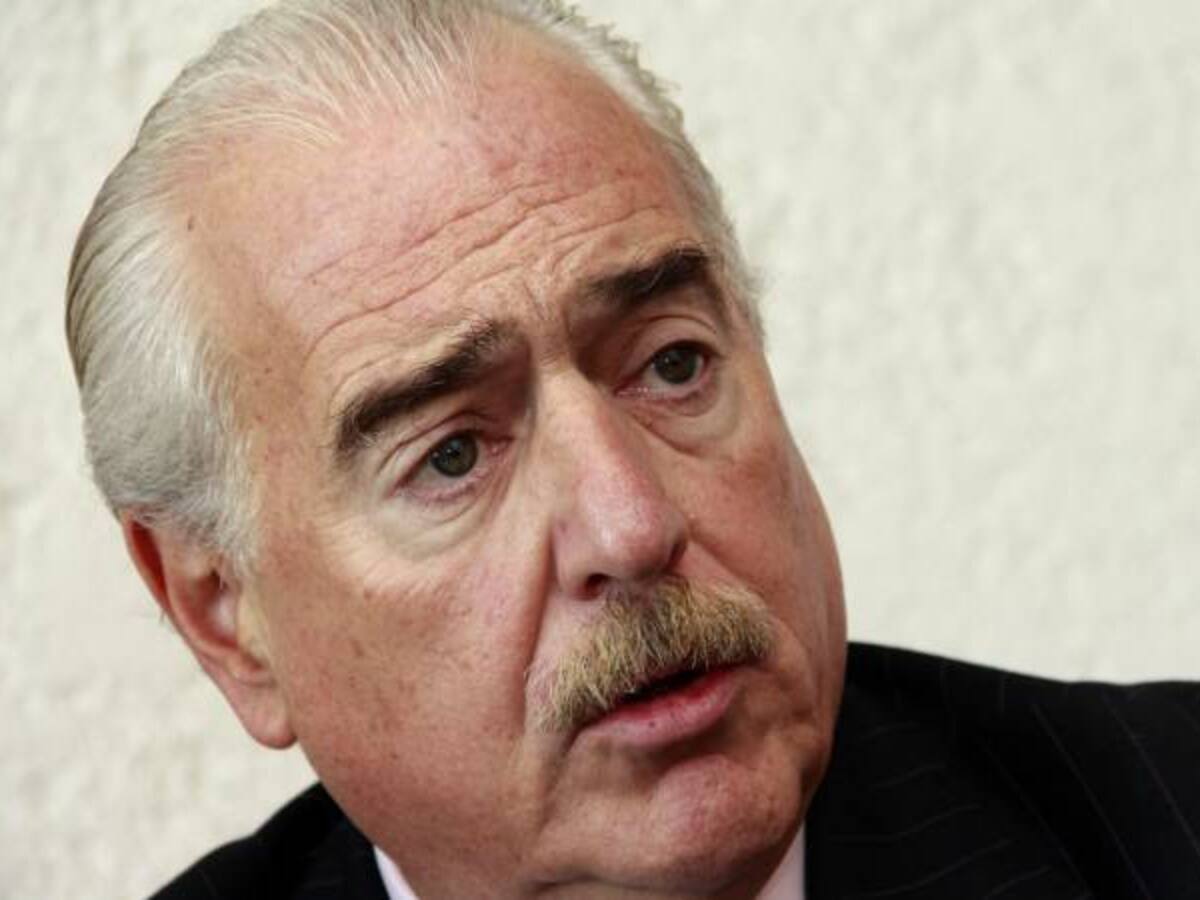 Consultas de izquierda y derecha fueron unas verdaderas primarias: Pastrana