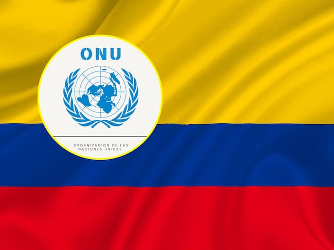 Bandera de Colombia y Naciones Unidas. Fotos: Getty Images / ONU